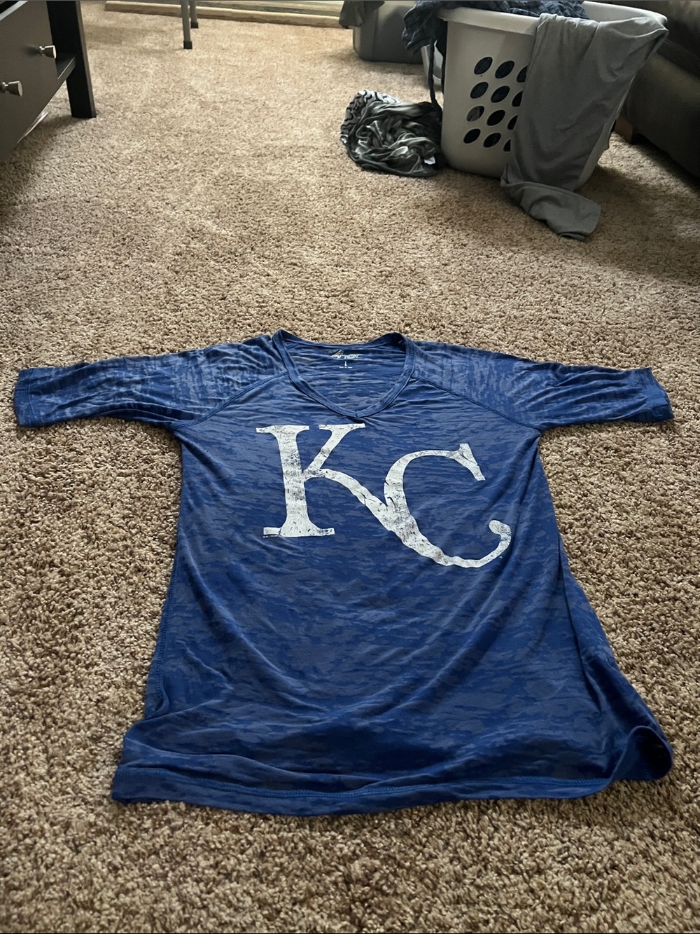 Women’s KC Royals royal blue short sleeve burnout